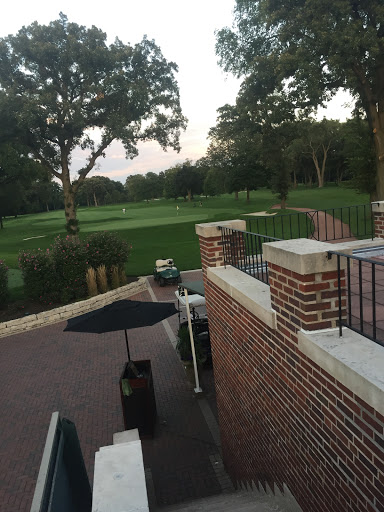 Country Club «Oak Park Country Club», reviews and photos, 2001 Thatcher Ave, River Grove, IL 60171, USA