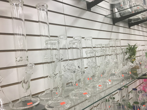 Tobacco Shop «Az 1 Smoke Shop», reviews and photos, 4617 E Thomas Rd, Phoenix, AZ 85018, USA