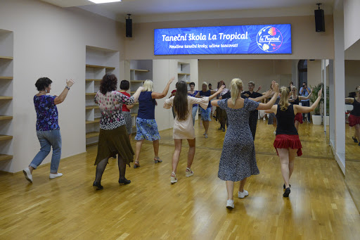 Taneční škola, La Tropical