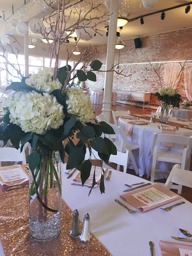 Florist «The Vines Flower & Garden Shop», reviews and photos, 33245 Grand River Ave, Farmington, MI 48336, USA