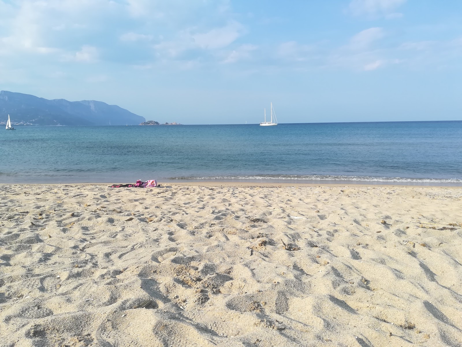 Foto von Riva Di Ponente mit sehr sauber Sauberkeitsgrad