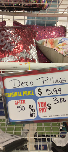 Discount Store «Fallas Paredes Discount Stores», reviews and photos, 26 E Baseline Rd #110, Phoenix, AZ 85040, USA