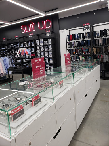 Department Store «Saks OFF 5TH», reviews and photos, 6502 Springfield Mall, Springfield, VA 22150, USA