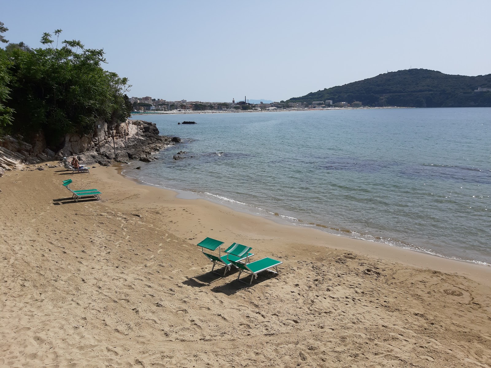 Photo de Spiaggia di Fontania zone des équipements