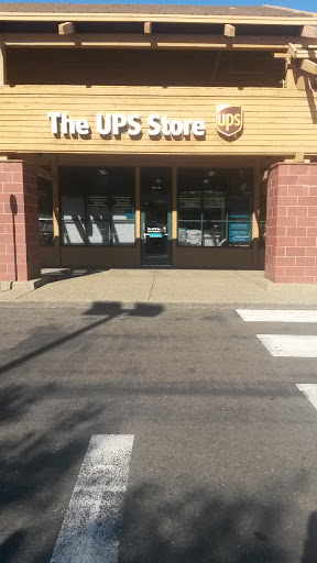 Shipping and Mailing Service «The UPS Store», reviews and photos, 3941 Park Dr Suite 20, El Dorado Hills, CA 95762, USA