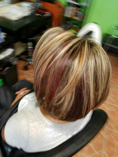 Hair Salon «Pelo Pelo Hair Salon», reviews and photos, 126-19 Jamaica Ave, Richmond Hill, NY 11418, USA