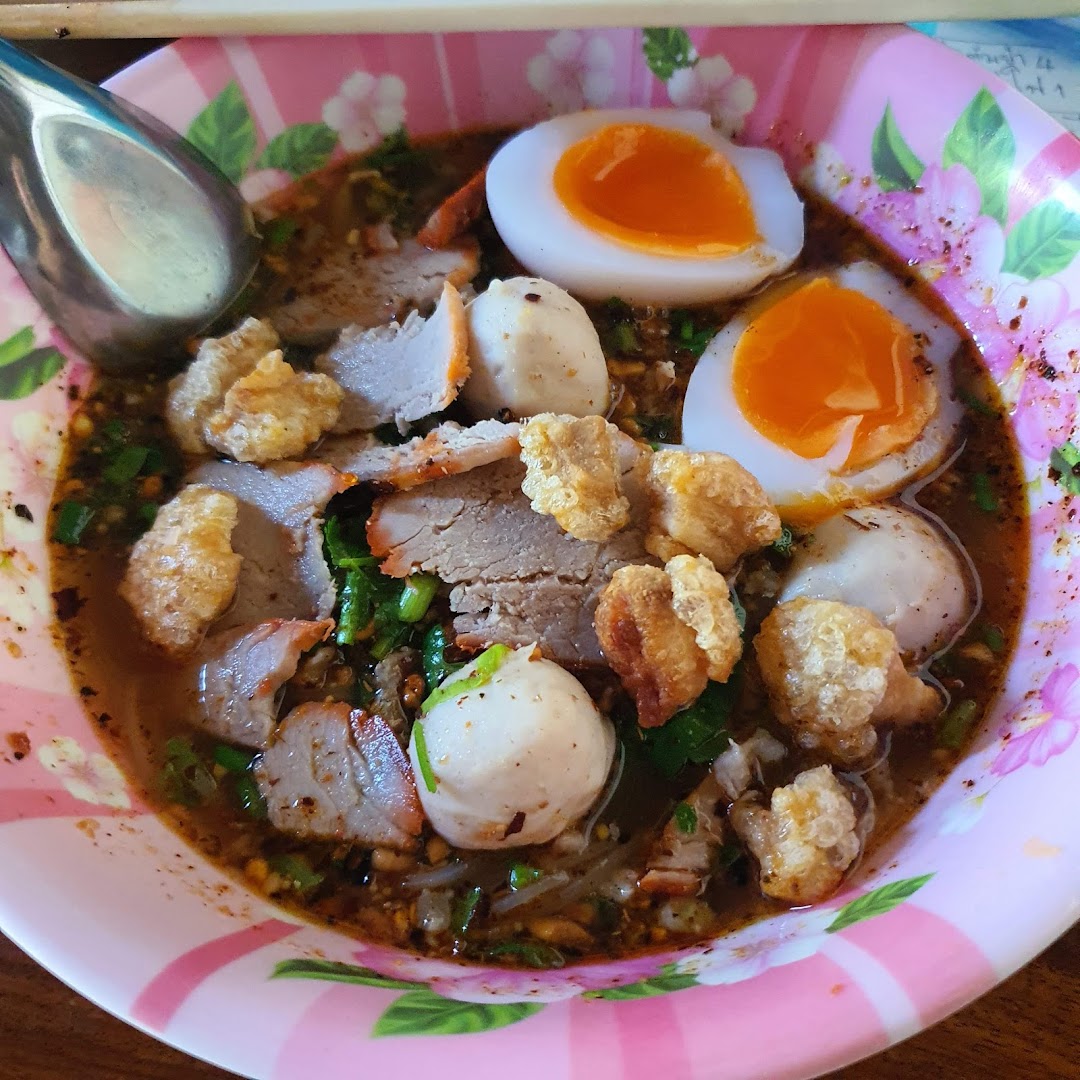 ก๋วยเตี๋ยวป้าติ๊ก