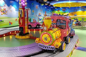 Fun City -Ambience Mall,Gurgaon - Kids Game Zone & Indoor Play Zone image