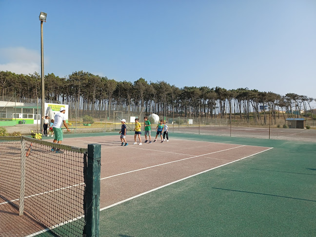 Escola de Ténis Clube Desportivo do Furadouro - Ovar
