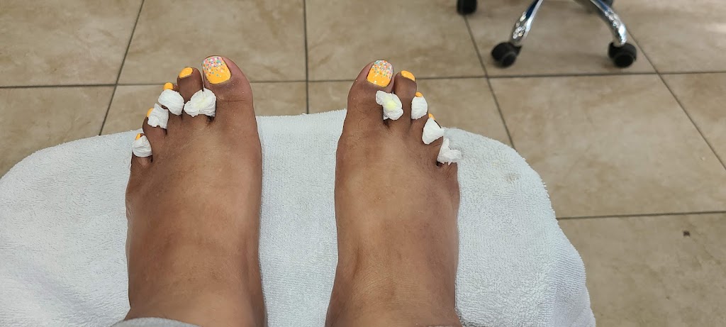 Tl 2 nail and spa 90249