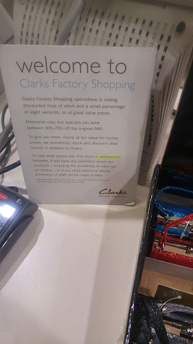 Clarks Outlet - Shoe store