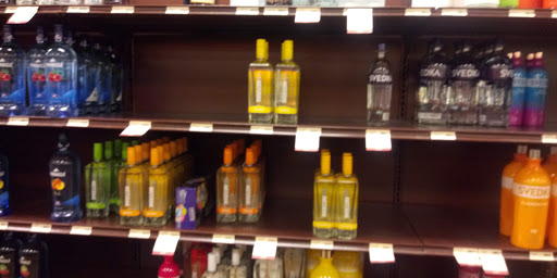Liquor Store «Fine Wine & Good Spirits», reviews and photos, 2143 MacDade Boulevard, Holmes, PA 19043, USA