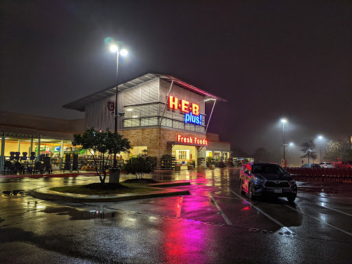 Grocery Store «H-E-B plus!», reviews and photos, 420 W Bandera Rd, Boerne, TX 78006, USA