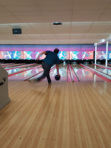 Bowling Alley «Parkside Lanes», reviews and photos, 815 S Co Rd 200 W, Greensburg, IN 47240, USA
