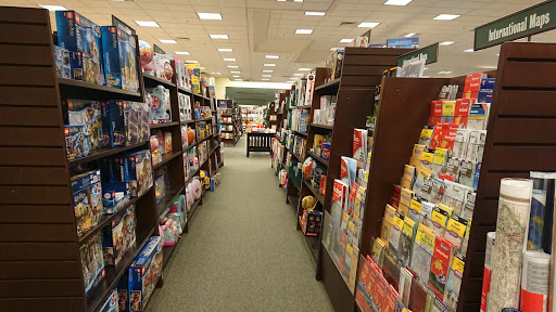 Book Store «Barnes & Noble», reviews and photos, 200 S Gary Ave, Bloomingdale, IL 60108, USA