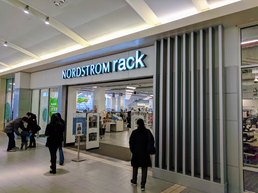 Department Store «Nordstrom Rack Skyview Center», reviews and photos, 4024 College Point Blvd, Flushing, NY 11354, USA
