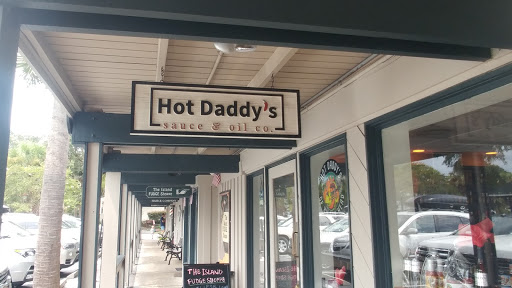 Shopping Mall «Coligny Plaza Shopping Center», reviews and photos, 1 N Forest Beach Dr, Hilton Head Island, SC 29928, USA