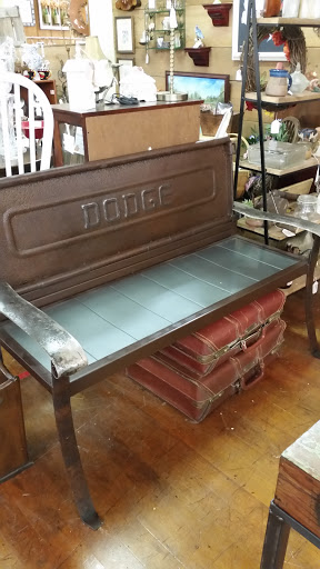 Antique Furniture Store «Jarfly Antique Market», reviews and photos, 47 Railroad Ave, Jefferson, GA 30549, USA