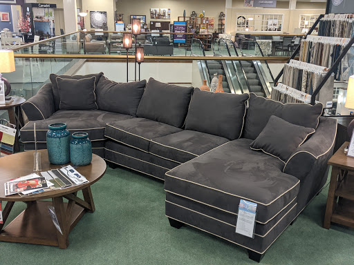 Furniture Store «Raymour & Flanigan Furniture and Mattress Store», reviews and photos, 14 Candlewood Lake Rd, Brookfield, CT 06804, USA