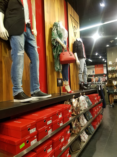 Clothing Store «GUESS Factory», reviews and photos, 12801 W Sunrise Blvd #631, Sunrise, FL 33323, USA