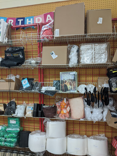 Flea Market «Vendors Mall of Corbin», reviews and photos, 1308 London Hwy, Corbin, KY 40701, USA