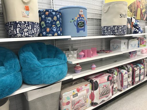 Clothing Store «Ross Dress for Less», reviews and photos, 2420 Chemical Rd, Plymouth Meeting, PA 19462, USA