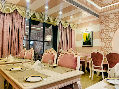 Suffa Restaurant - 24, New, Race Course Rd, Chain Singh Ka Bagicha, New Palasia, Indore, Madhya Pradesh 452001, India