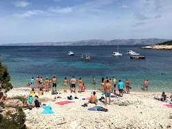 Uvala Bili Bok'in fotoğrafı çok temiz temizlik seviyesi ile