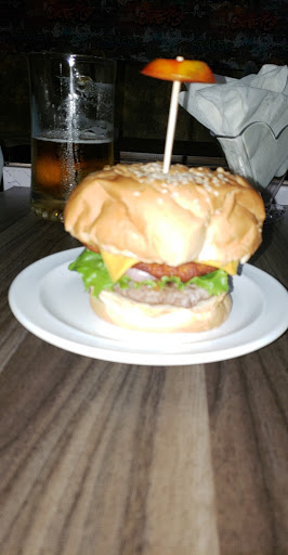 Westend sports bar, 15a Oduduwa Way, Ikeja GRA, Lagos, Nigeria, Hamburger Restaurant, state Lagos