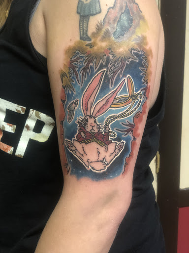 Tattoo Shop «Skinny Buddha Tattoo», reviews and photos, 203 S Monroe Ave, Green Bay, WI 54301, USA