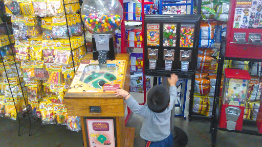 Sporting Goods Store «Deportes Y Mas», reviews and photos, 1517 SE 6th Ave, Topeka, KS 66607, USA