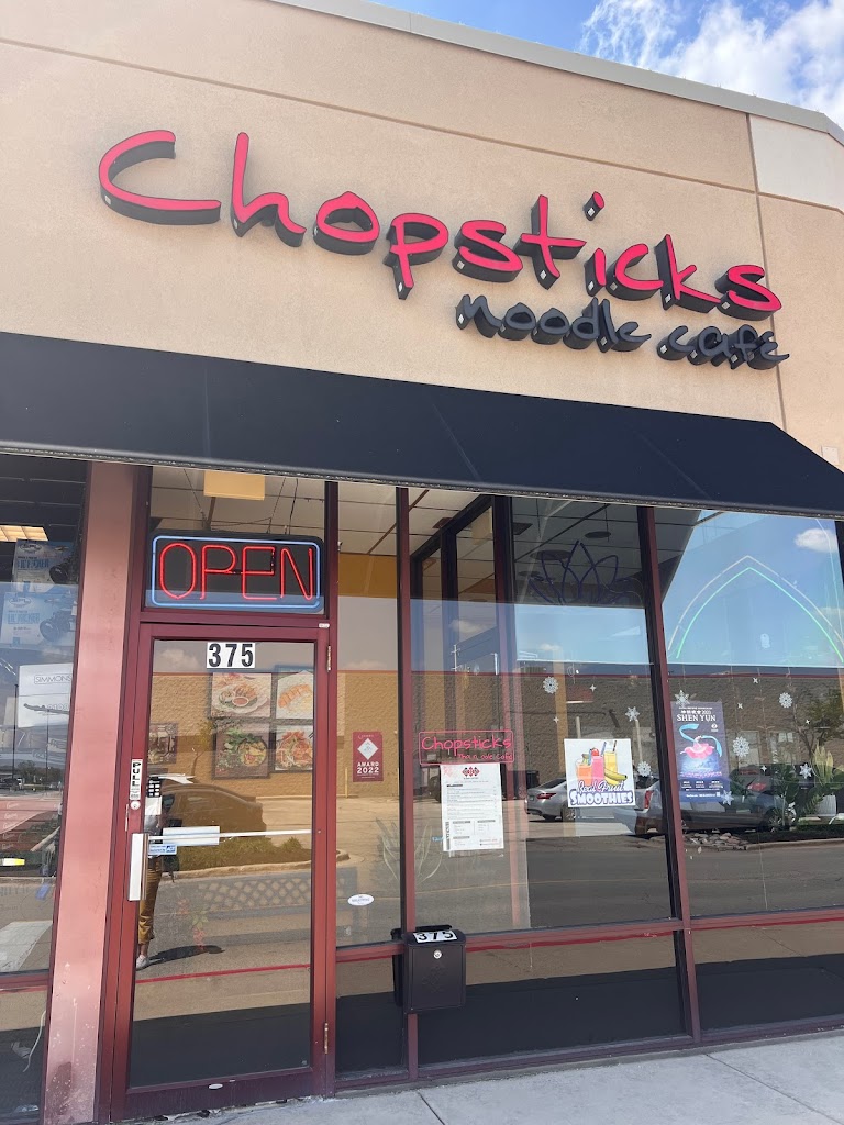Chopsticks Noodle & Thai Cafe 60504