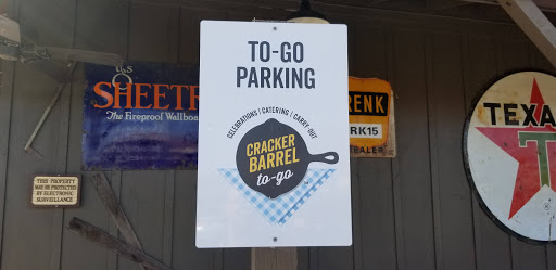 American Restaurant «Cracker Barrel Old Country Store», reviews and photos, 825 Marketplace Blvd, Hamilton Township, NJ 08691, USA