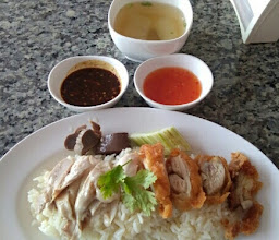 ร้านข้าวมันไก่กินนี่ สาขา3 บขส.บุรีรัมย์ photo