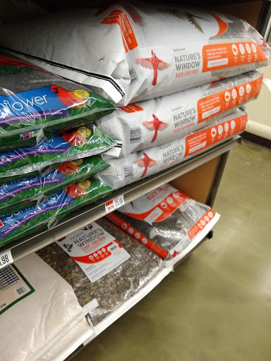 Pet Supply Store «Pet Supplies Plus», reviews and photos, 126 E Main St, Smithtown, NY 11787, USA