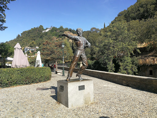 Monumento a Mario Maya (Bailaor y Coreógrafo)