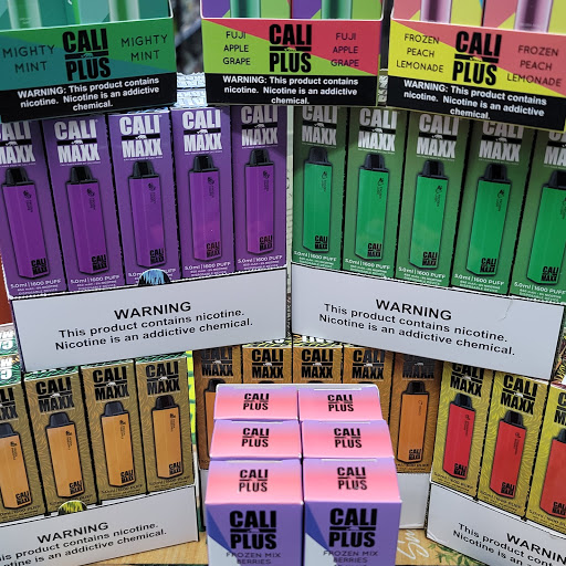 Party Store «Express Tobacco Vapor & Liqour Outlet», reviews and photos, 704 S Lapeer Rd, Lake Orion, MI 48362, USA