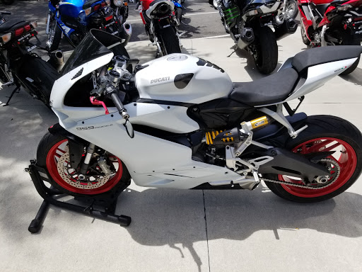 Motorcycle Dealer «RC Hill Honda Powersports», reviews and photos, 560 S Woodland Blvd, DeLand, FL 32720, USA