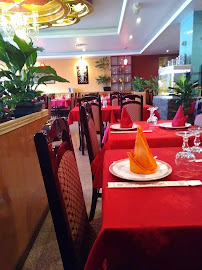 Atmosphère du Restaurant asiatique Au Porte Bonheur à La Queue-lez-Yvelines - n°7
