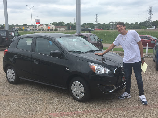 Mitsubishi Dealer «Don Herring Mitsubishi Dallas», reviews and photos, 3520 Marvin D Love Fwy, Dallas, TX 75224, USA