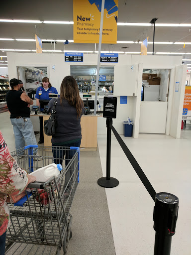 Discount Store «Walmart», reviews and photos, 5250 Commercial St SE, Salem, OR 97306, USA