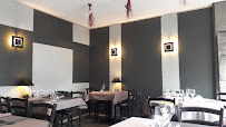 Atmosphère du Restaurant français Restaurant l'EVEREST à Firminy - n°1