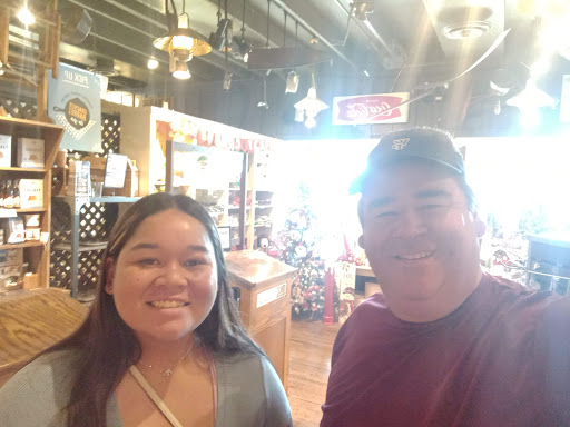 American Restaurant «Cracker Barrel Old Country Store», reviews and photos, 11701 University Ave, Clive, IA 50325, USA