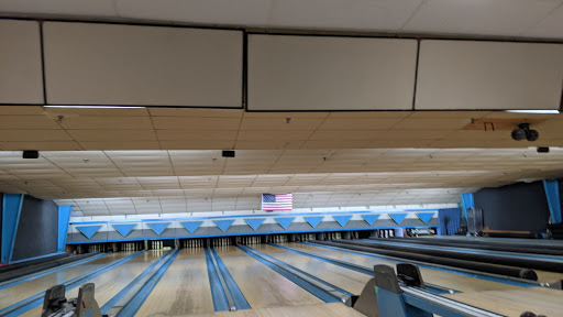 Bowling Alley «Old Town Bowling Center», reviews and photos, 156 Center St, Old Town, ME 04468, USA