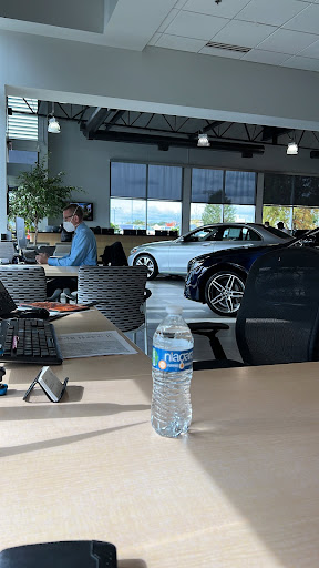 Mercedes Benz Dealer «Mercedes-Benz of Westmont», reviews and photos, 200 E Ogden Ave, Westmont, IL 60559, USA