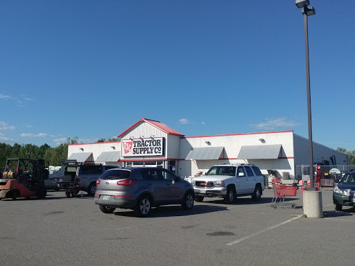 Home Improvement Store «Tractor Supply Co.», reviews and photos, 1161 Broadway, Bangor, ME 04401, USA