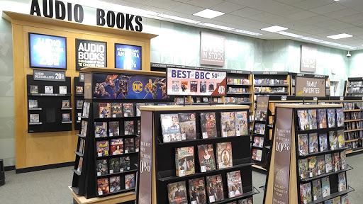 Book Store «Barnes & Noble», reviews and photos, 7200 Harrison Ste 5 #5, Rockford, IL 61112, USA