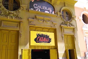 Calidus Dancing Bar image