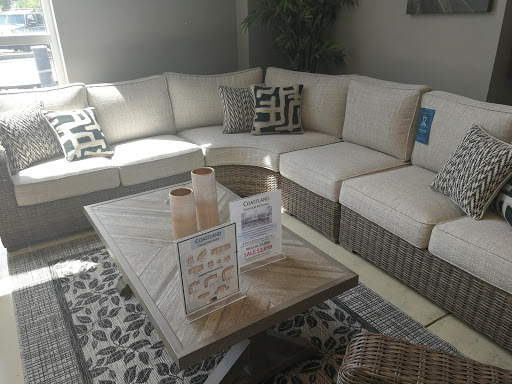 Furniture Store «Pacific Lifestyle Furniture», reviews and photos, 16305 NW Cornell Rd, Beaverton, OR 97006, USA