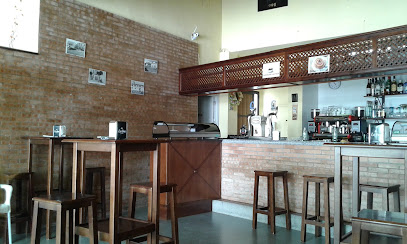 Bar Cafeteria La Plaza - Pl. Mayor, 1D, 41370 Cazalla de la Sierra, Sevilla, Spain